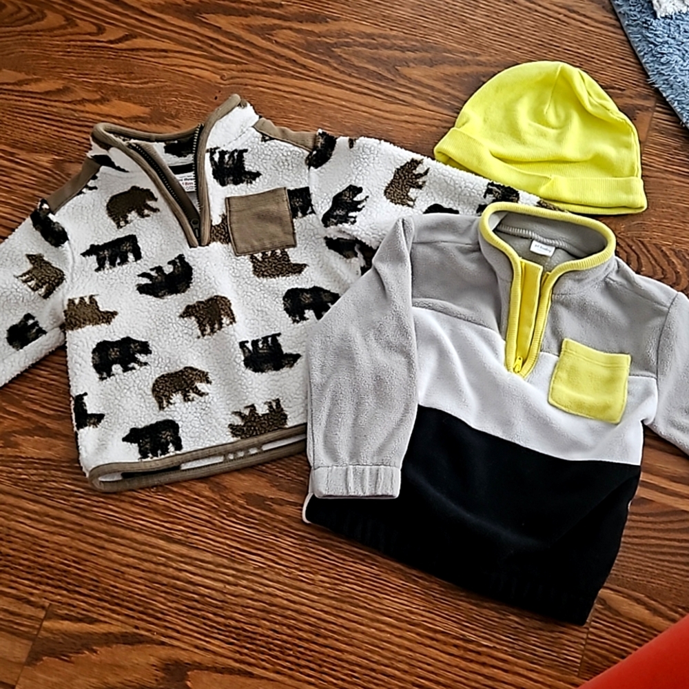 2 sweaters and hat bundle